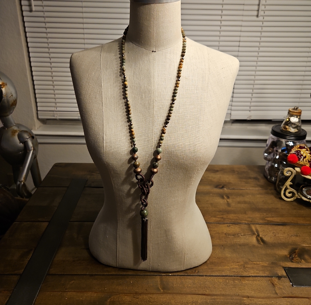 Retired  COLDWATER CREEK Necklace